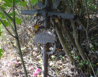 Nagrobek Jana Wierzbickiego, cmentarz w Czerwonogrodzie (Nyrkowie), stan z roku 2005