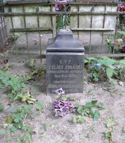 Nagrobek Feliksa i Józefy Zdańskich