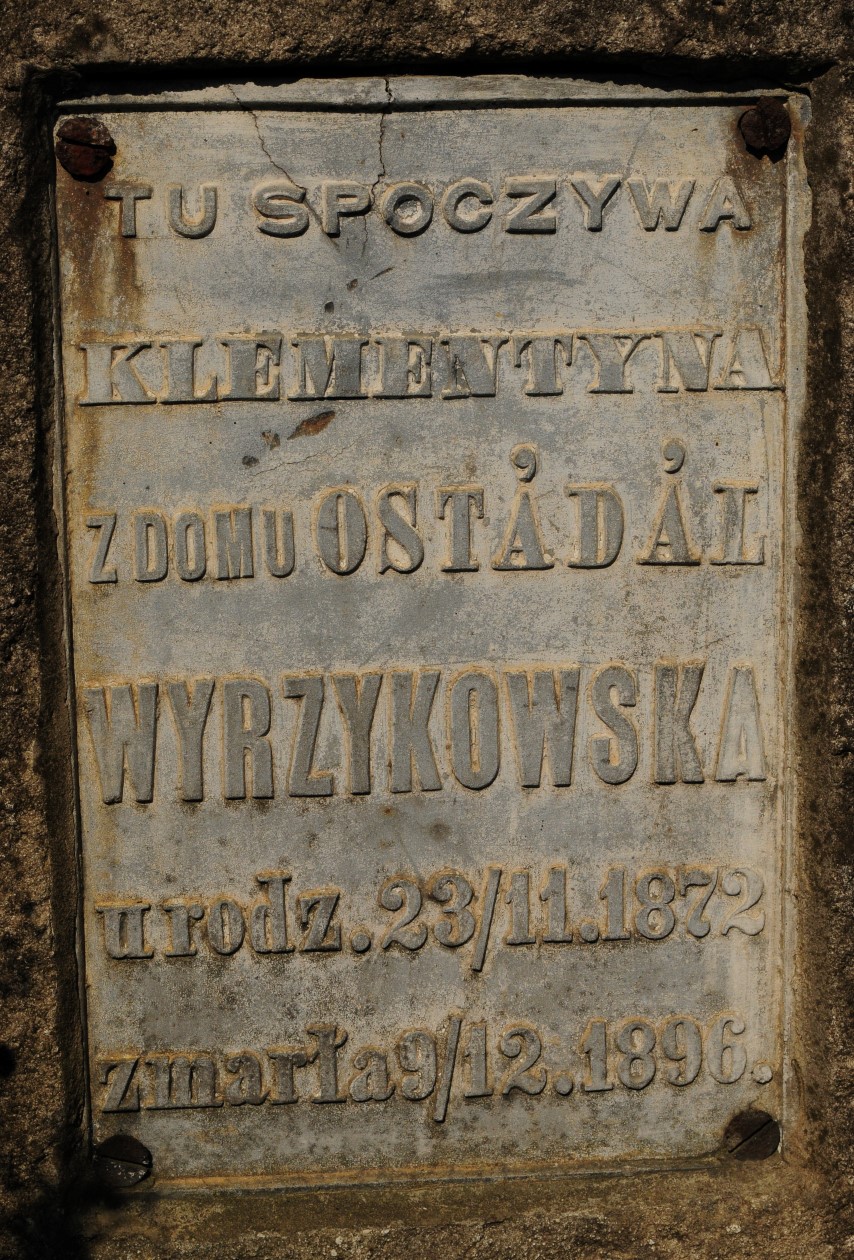Tombstone of Klementyna Wyrzykowska, Fat Town cemetery, as of 2008.