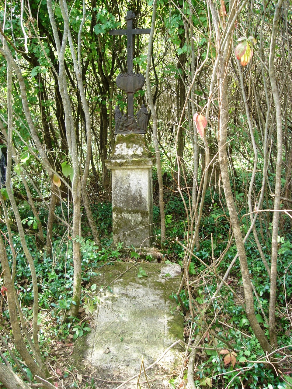 Tombstone of Eleonora Zaleska, Czerwonogroda cemetery, state from 2005