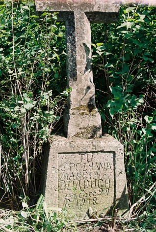 Nagrobek Marcina Dziaducha, cmentarz w Głęboczku, 2004