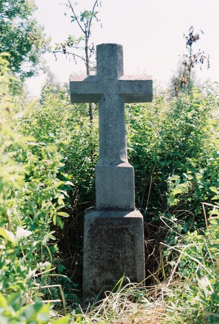 Nagrobek Jadwigi Ksiondzydzyny, cmentarz w Głęboczku