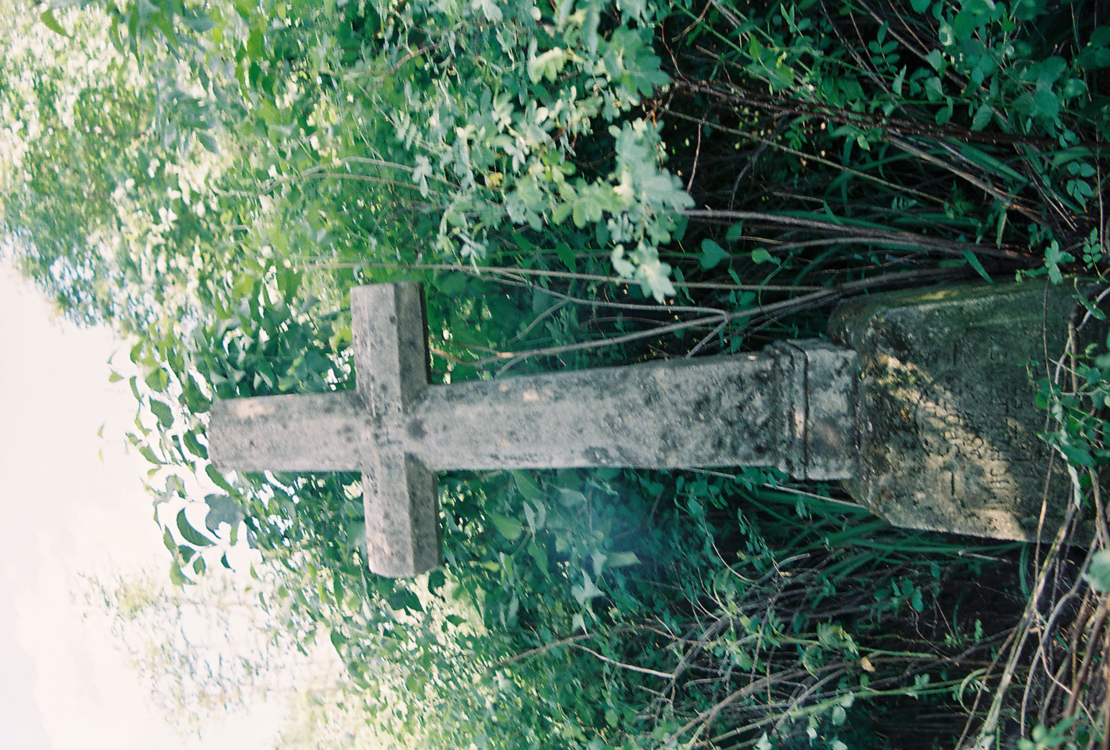 Tombstone of Michał Loziński, cemetery in Głęboczek, 2004