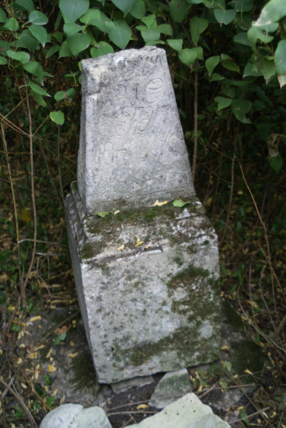 Gravestone inscription of Stefan Johowyk, cemetery in Milovce, state from 2009