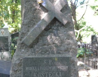 Nagrobek Moniki Kosteckiej