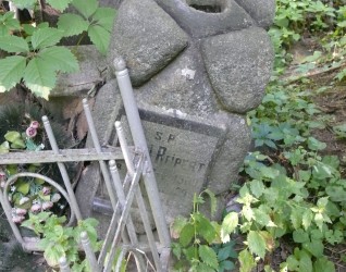 Nagrobek Karola Reiperta
