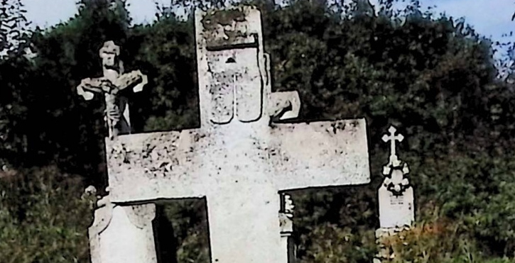 Photo showing Tombstone of Apolonia and Józefa Zimirski