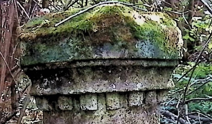 Photo montrant Tombstone of Adalbert N.N.