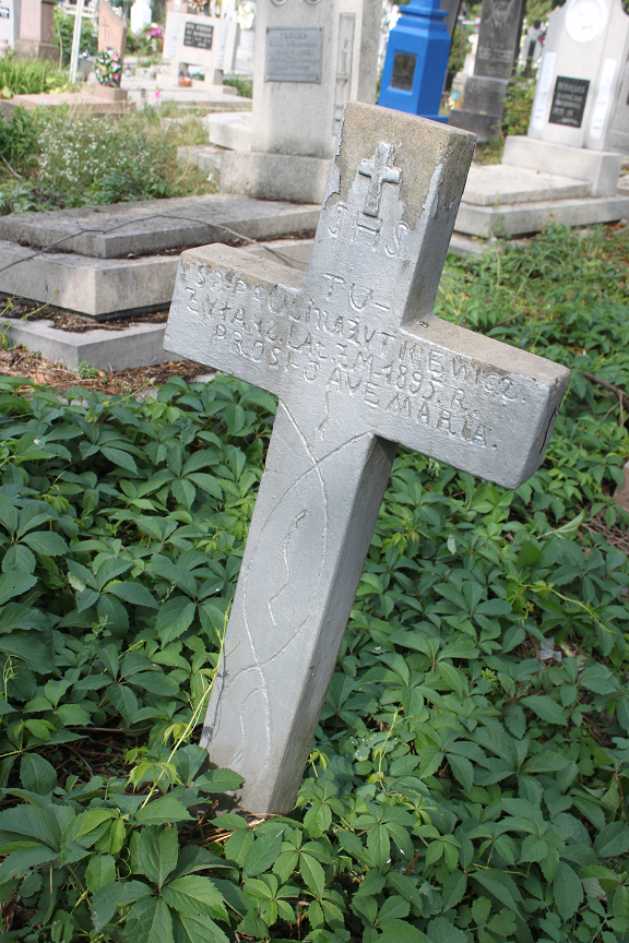 Tombstone of Paulina Zhytkevich, Zaleszczyki cemetery, as of 2019.