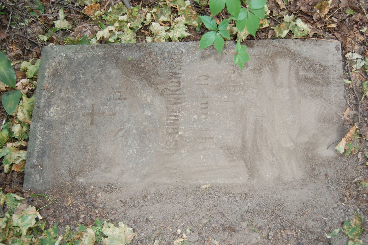 Tombstone of Feliks Gniewkowski