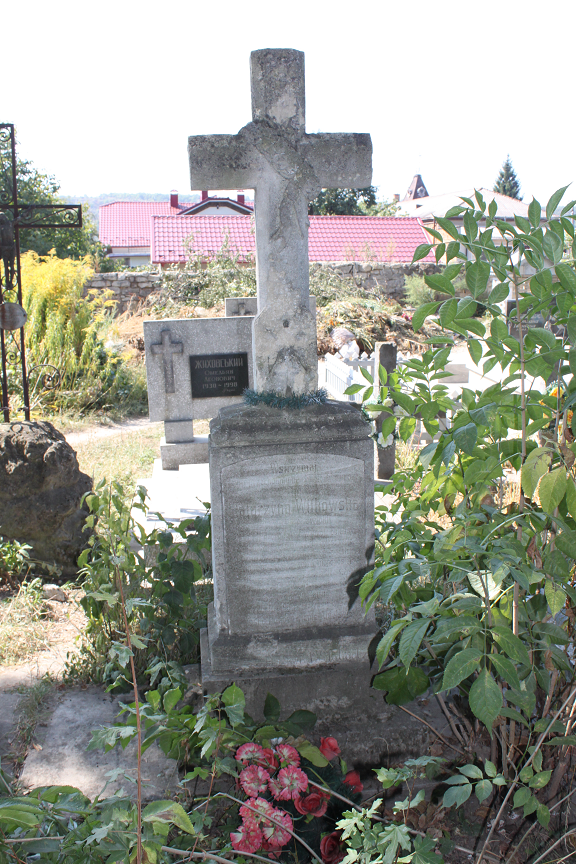 Tombstone of Katarzyna Witkowska, Zaleszczyki cemetery, as of 2019.