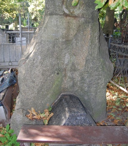 Nagrobek Julii Łappo-Danielewskiej