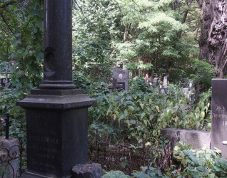 Nagrobek Klementyny Krassowskiej, cmentarz Bajkowa w Kijowie, stan z 2021