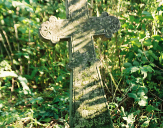 Nagrobek Ignacego Bołńskiego, cmentarz w Muszkatówce, stan z 2004 r.