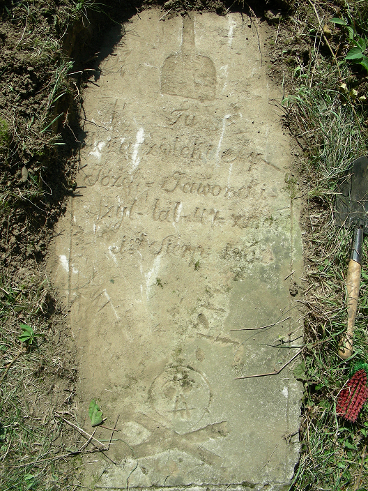 Tombstone of Jozef Jaworski, Zaleszczyki cemetery, as of 2019.