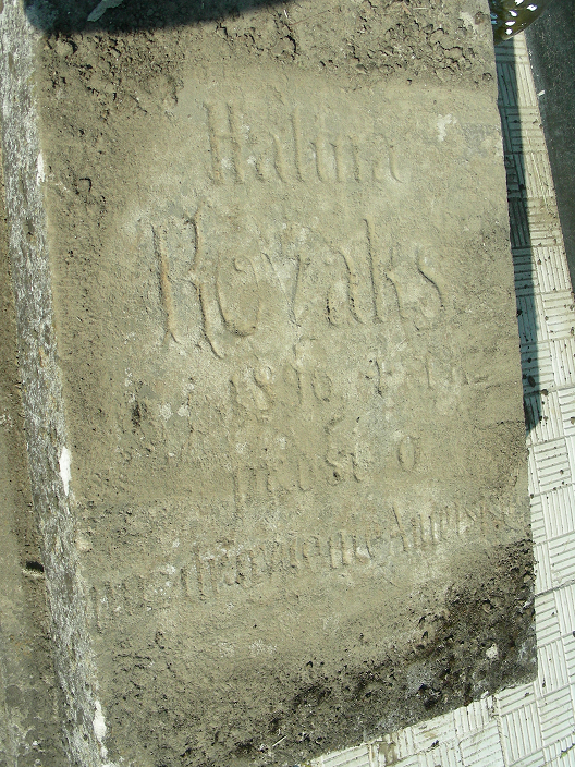 Tombstone of Halina Kovaks, Zaleszczyki cemetery, as of 2019.