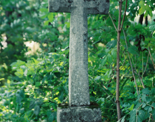 Nagrobek Antoniego Sarotowskiego, cmentarz w Muszkatówce, stan z 2004 r.