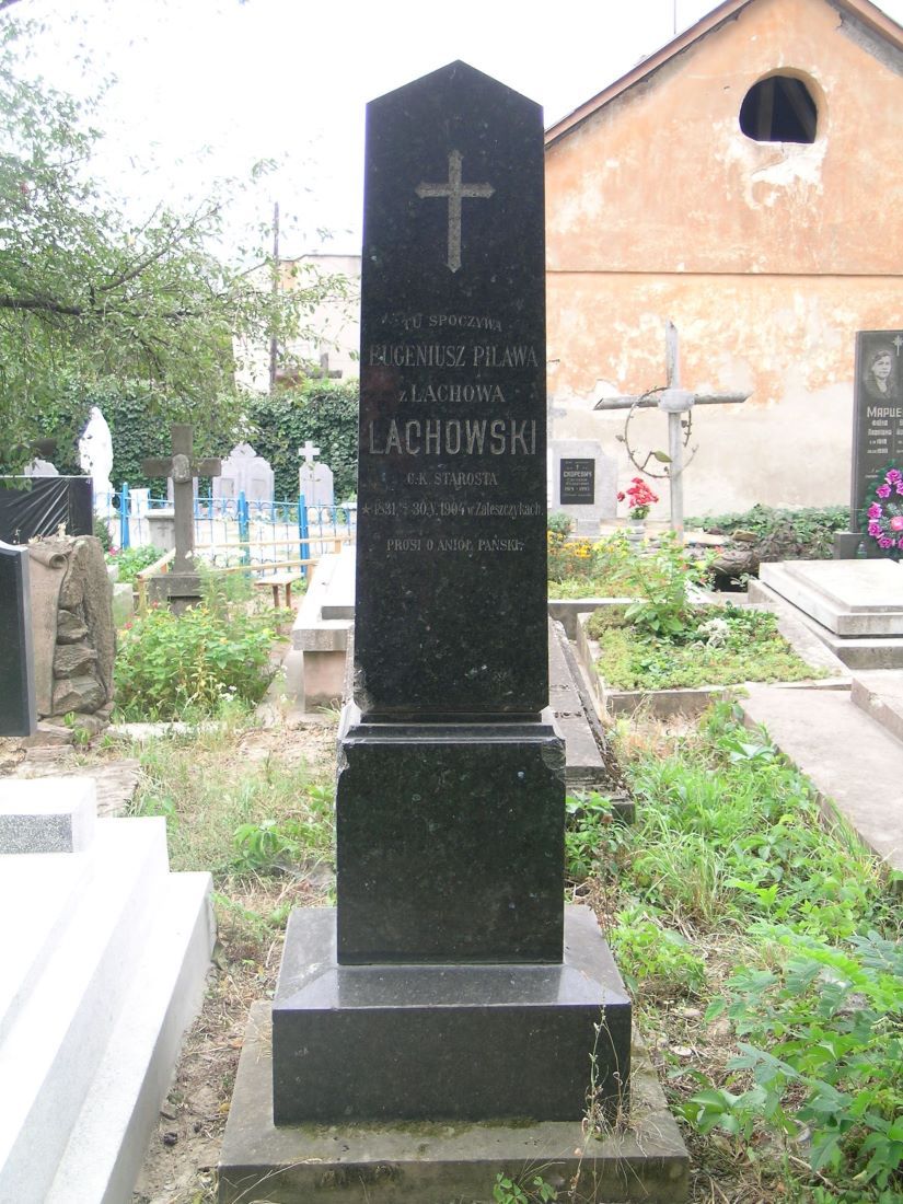 Tombstone of Eugeniusz Pilawa Lachowski, Zaleszczyki cemetery, as of 2019.