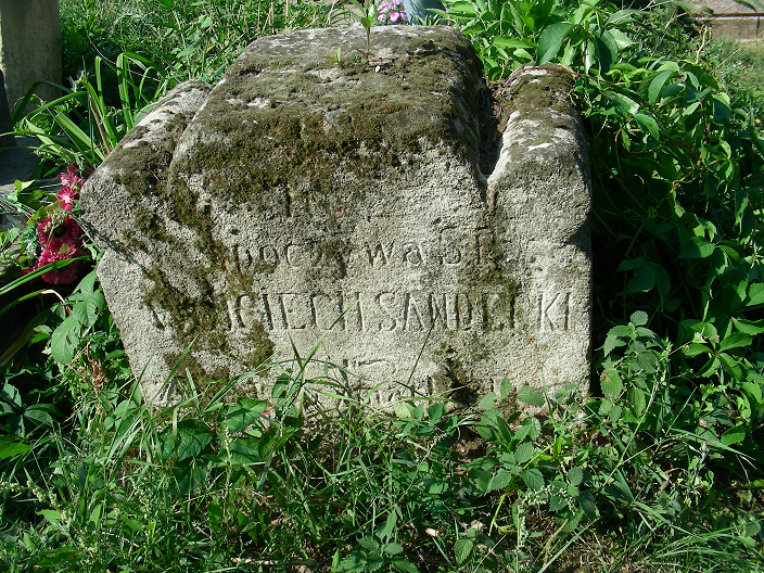 Nagrobek Wojciecha Sandeckiego, cmentarz w Zaleszczykach, stan z 2019 r.