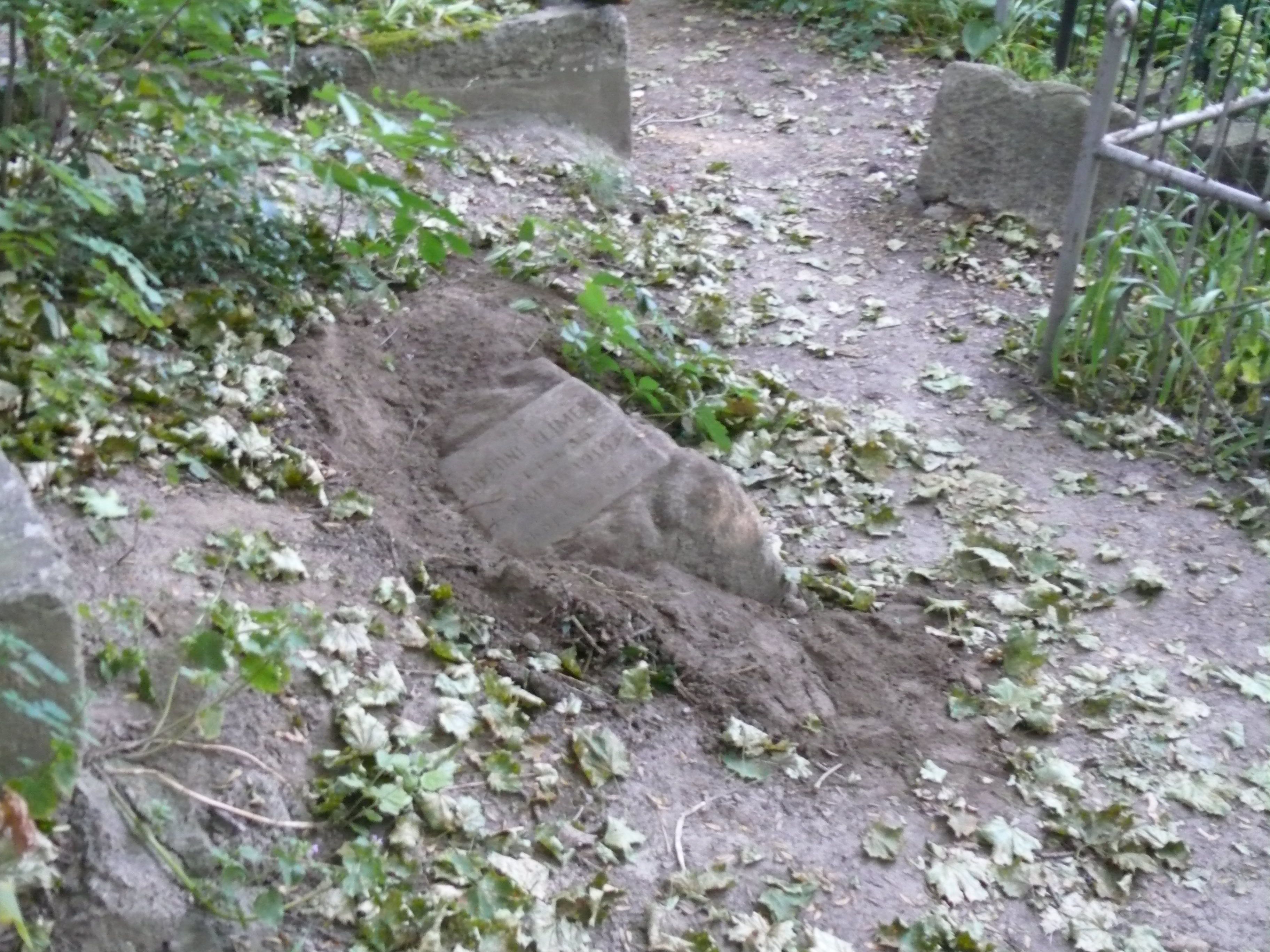 Nagrobek Antoniego Klimka, cmentarz Bajkowa w Kijowie, stan z 2021