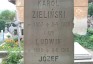 Fotografia przedstawiająca Nagrobek Karola, Józefa i Ludwika Zielińskich