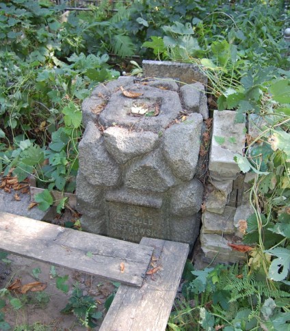 Nagrobek Leopolda Ostrowskiego