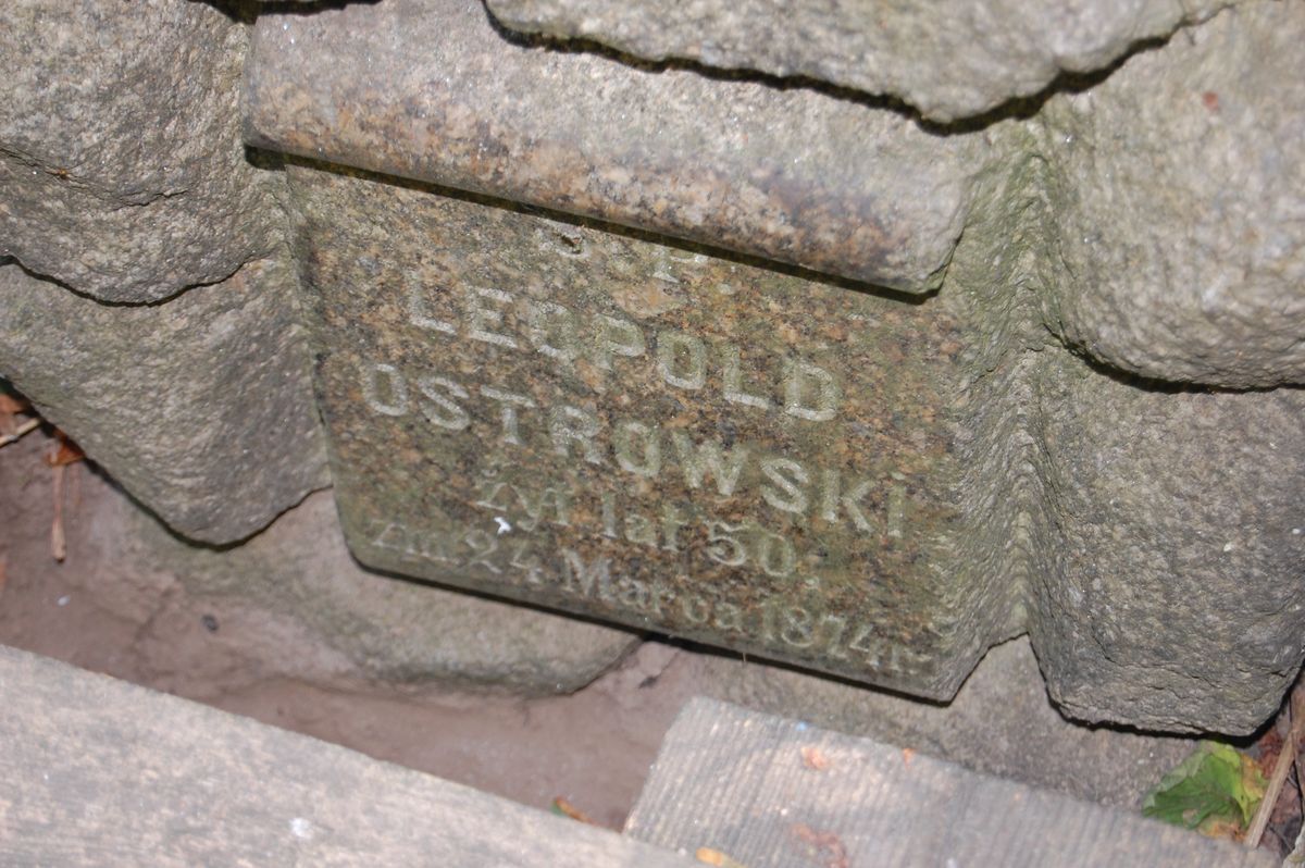 Inscription from the tombstone of Leopold Ostrowski