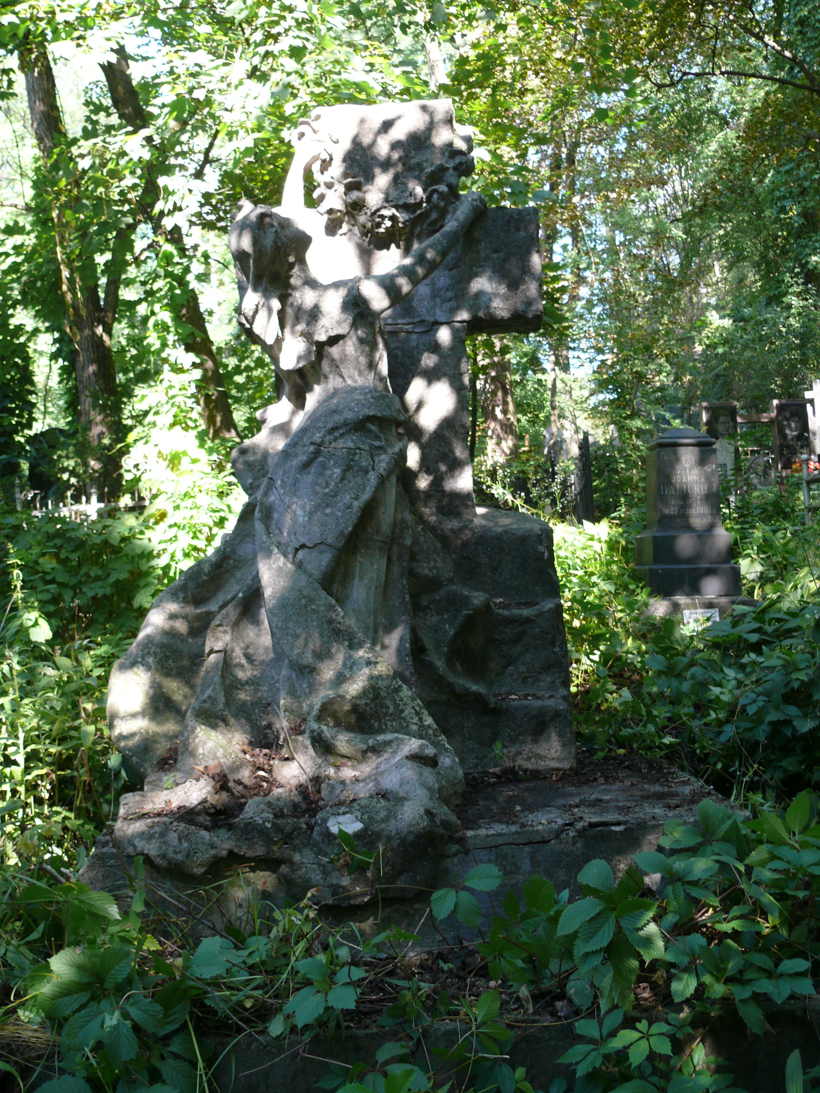 Tombstone of N.N., Baykova cemetery in Kiev, as of 2021