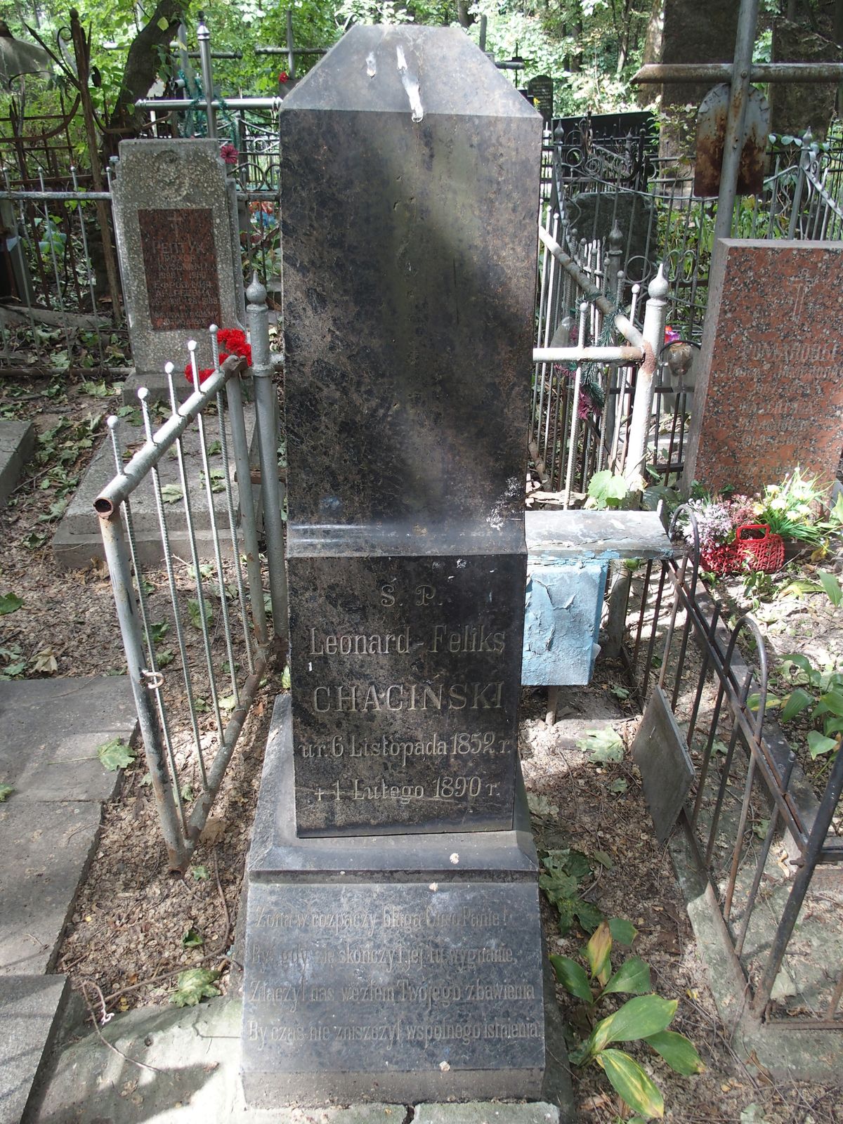 Tombstone of Leonard Felix Chaciński, Baykova cemetery, Kyiv, as of 2021