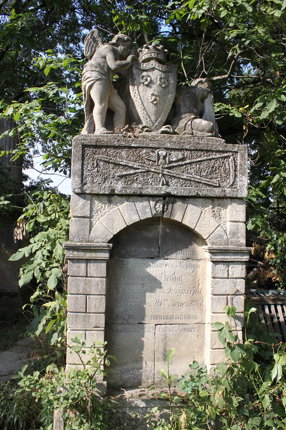 Tombstone of Maria [.]anb[om] von Kofenhal, Zaleszczyki cemetery, as of 2019.