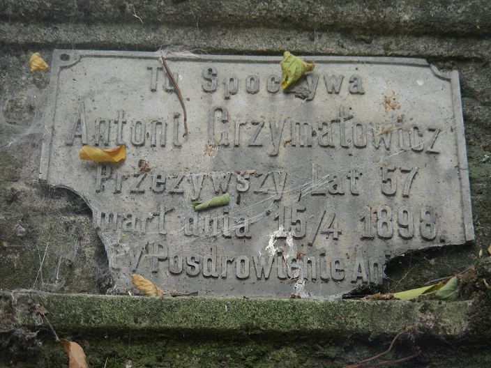 Tombstone of Antoni Grzymałowicz, Zaleszczyki cemetery, as of 2019.