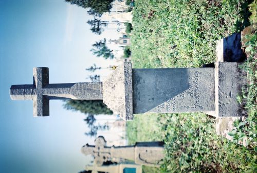 Pierre tombale de Aldon Jastrzębski, cimetière de Lausch, Ukraine