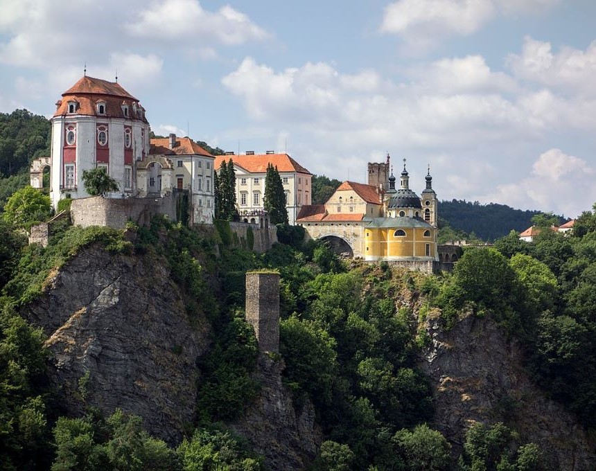 Château de Vranov, photo de Jerzy Strzelecki, CC-BY-SA-3.0, https://commons.wikimedia.org/wiki/File:Vranov_nad_Dyji03(js).jpg?uselang=en, photo (licence externe)