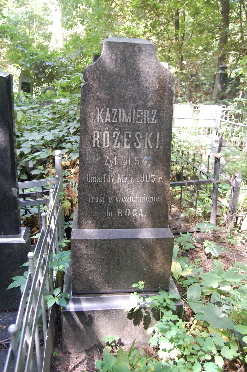 Tombstone of Kazimierz Różeski, as of 2021