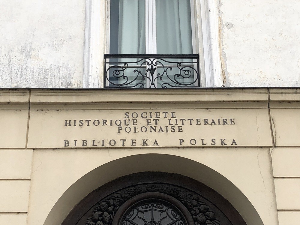Photo montrant La Bibliothèque polonaise de Paris