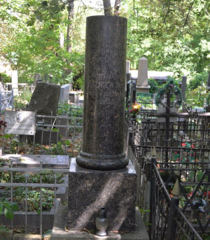 Nagrobek rodziny Wiszniewskich