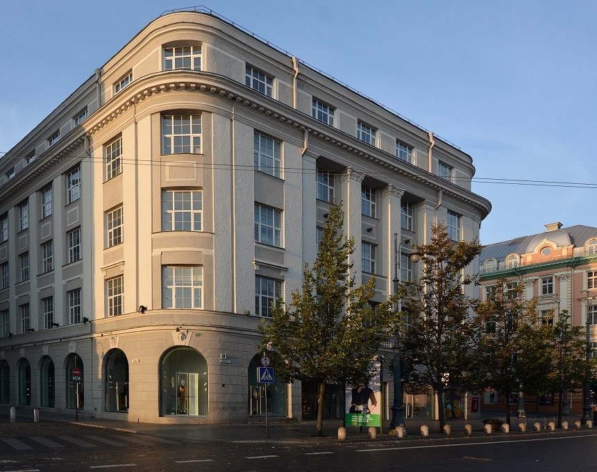 Le grand magasin Jabłkowscy Brothers à Vilnius, conçu par Kazimierz Krzyżanowski, Karol Jankowski, Franciszek Lilpop, 1913-1923