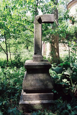 Nagrobek Juliana Plotnickiego