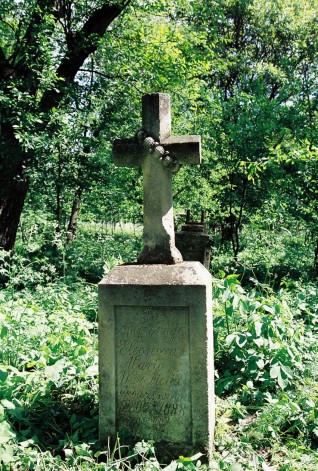 Nagrobek Eleonory Wierzbickiej i Marii Wierzbickiej