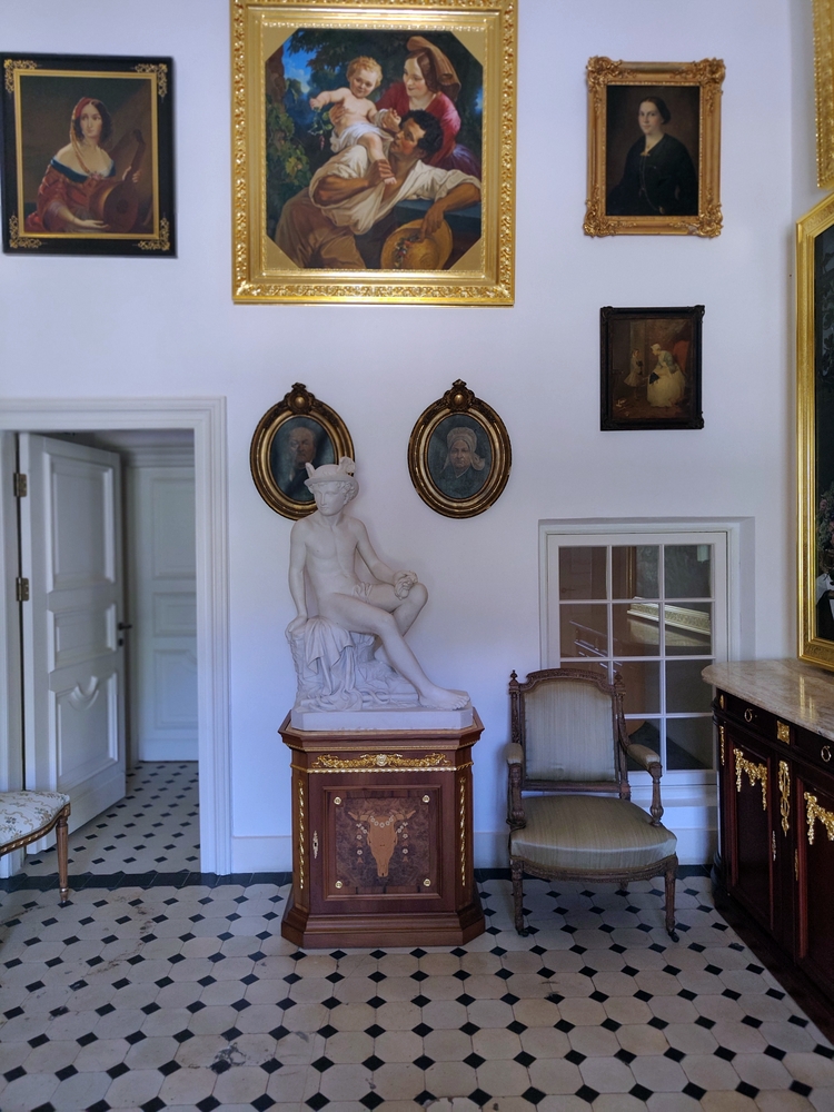 Photo montrant Tyszkiewicz Palace in Zatroczu