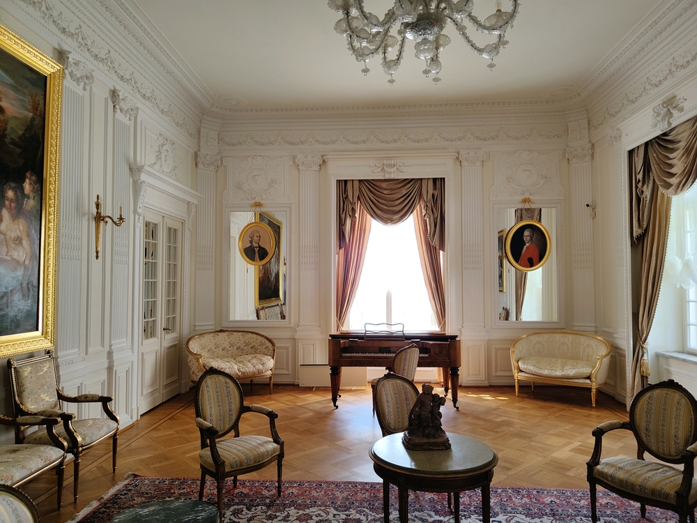 Photo montrant Tyszkiewicz Palace in Zatroczu