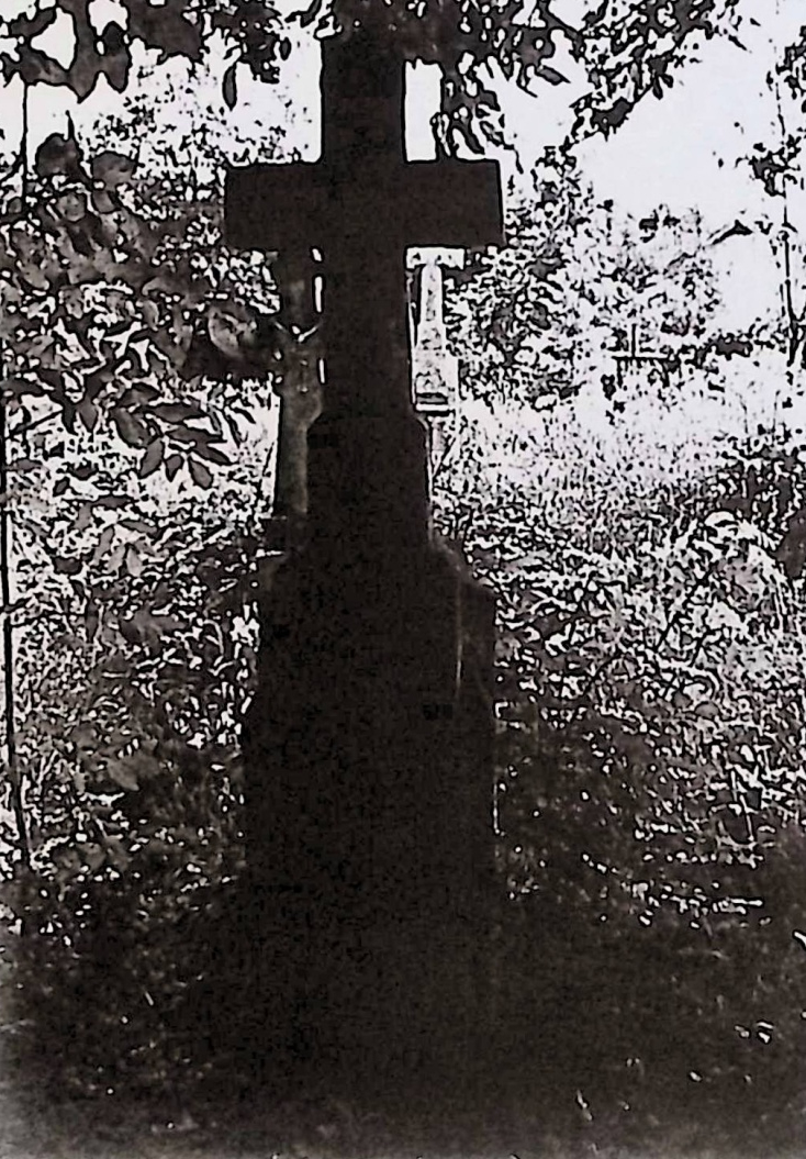 Photo montrant Tombstone of the Eachuski family