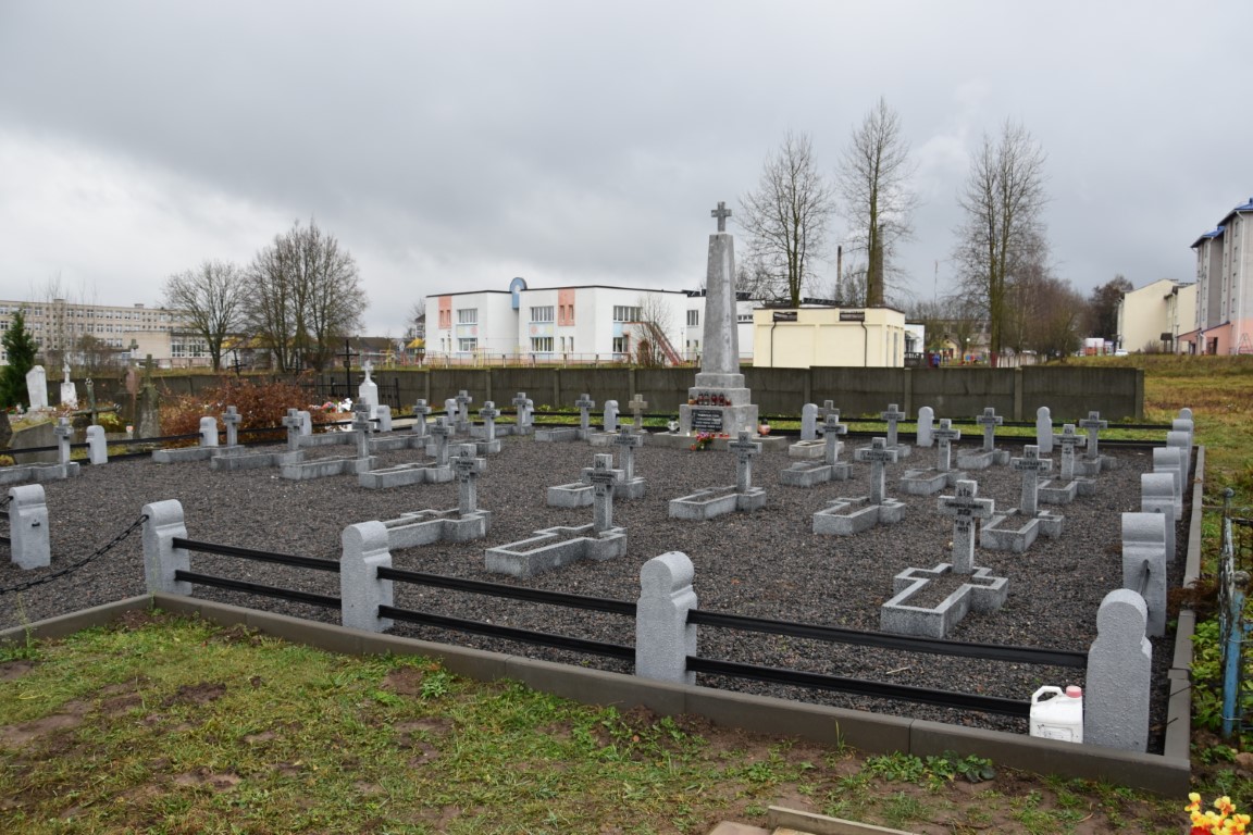 Kwatera żołnierzy Wojska Polskiego poległych w 1920 r. i weteranki powstania 1863 r., pochowanych na cmentarzu przy ul. Awdejewa
