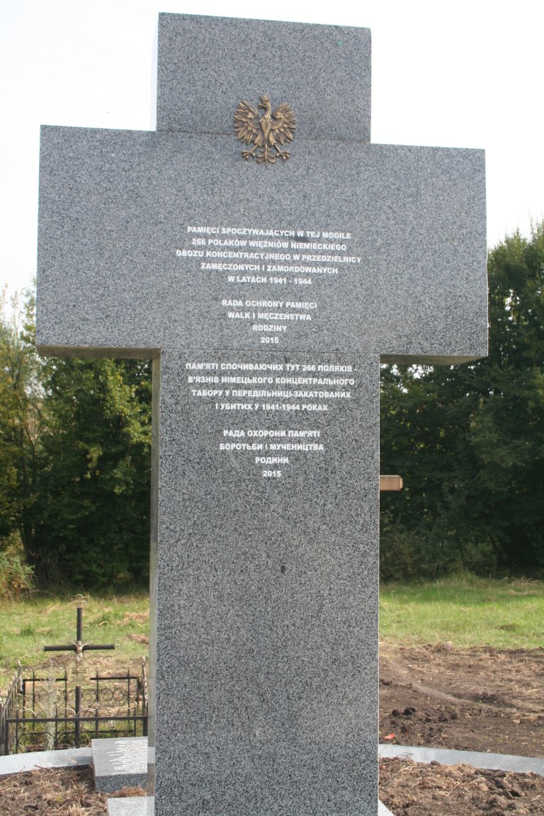 Grave of the victims of the German prison located in Przedzielnica