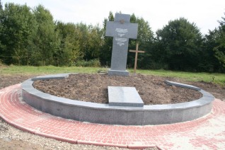 Grób ofiar niemieckiego zakładu karnego mieszczącego się w Przedzielnicy