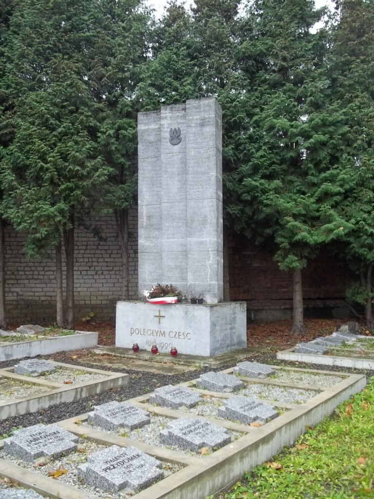Kwatera żołnierzy Wojska Polskiego poległych w 1920 r., pochowanych na cmentarzu przy ul. Puszkińskiej