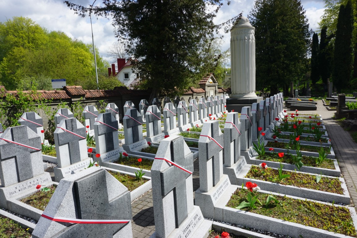 Quarters of Polish Army soldiers killed in 1920-1922 and members of the Vilnius Self-Defence, killed in 1919, buried in the Nowa Rossa cemetery