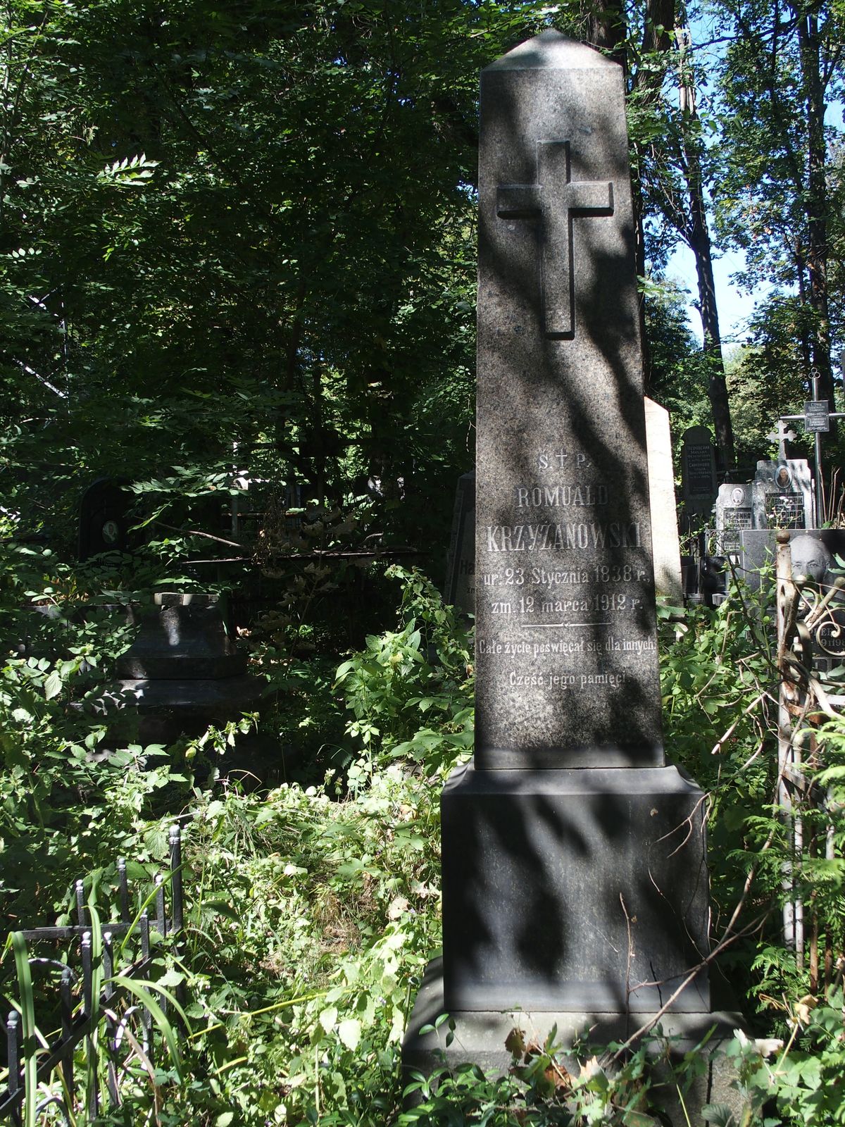 Tombstone of Romuald Krzyzhanovsky, Bajkova cemetery, Kyiv, as of 2021
