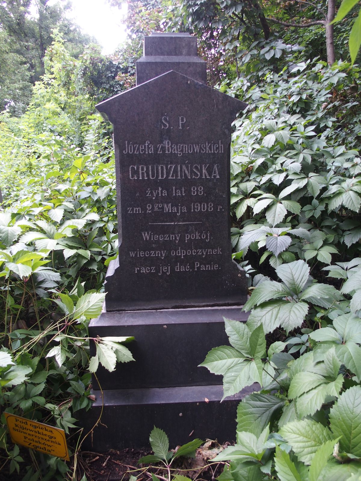 Tombstone of Józefa Grudzińska