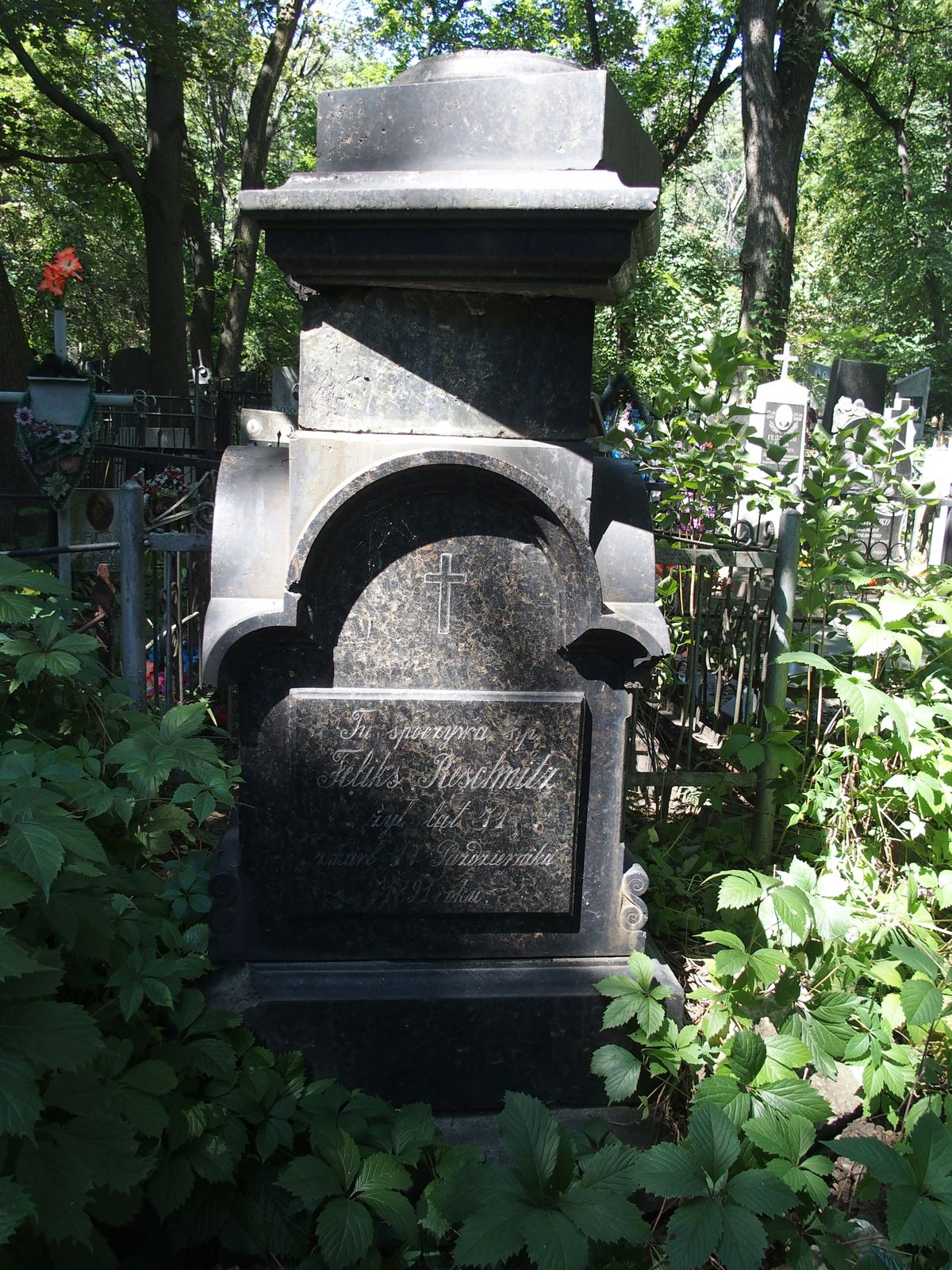 Tombstone of Felix Reschnitz